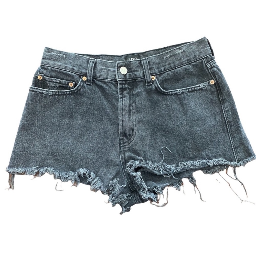 UO Urban Outfitters BDG Black Shorts Size 30 NWOT